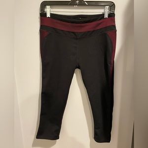 Fabletics cropped leggings